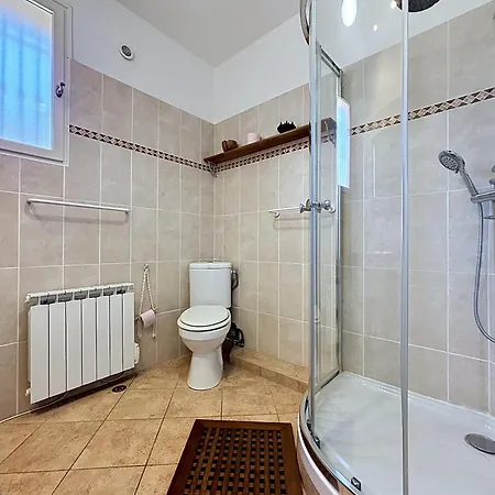 For Up To 6 People In South Corsica