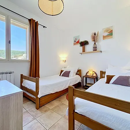 For Up To 6 People In South Corsica Сasa de vacaciones Monacia-d'Aullene