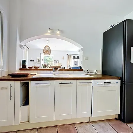 For Up To 6 People In South Corsica Holiday home