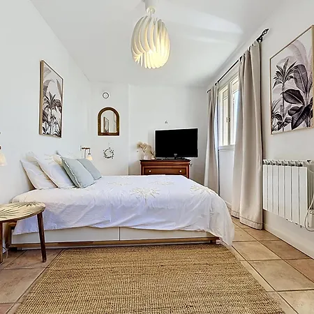 Holiday home For Up To 6 People In South Corsica *