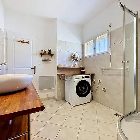 For Up To 6 People In South Corsica * Monacia-d'Aullene