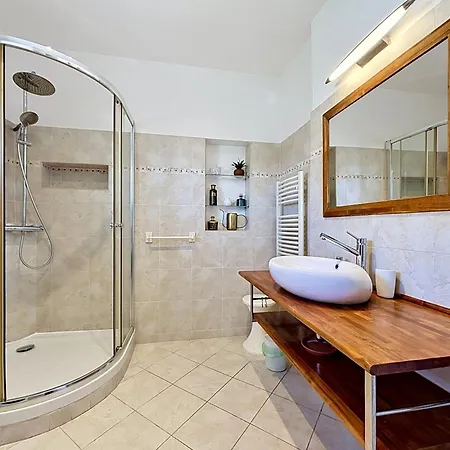 For Up To 6 People In South Corsica *